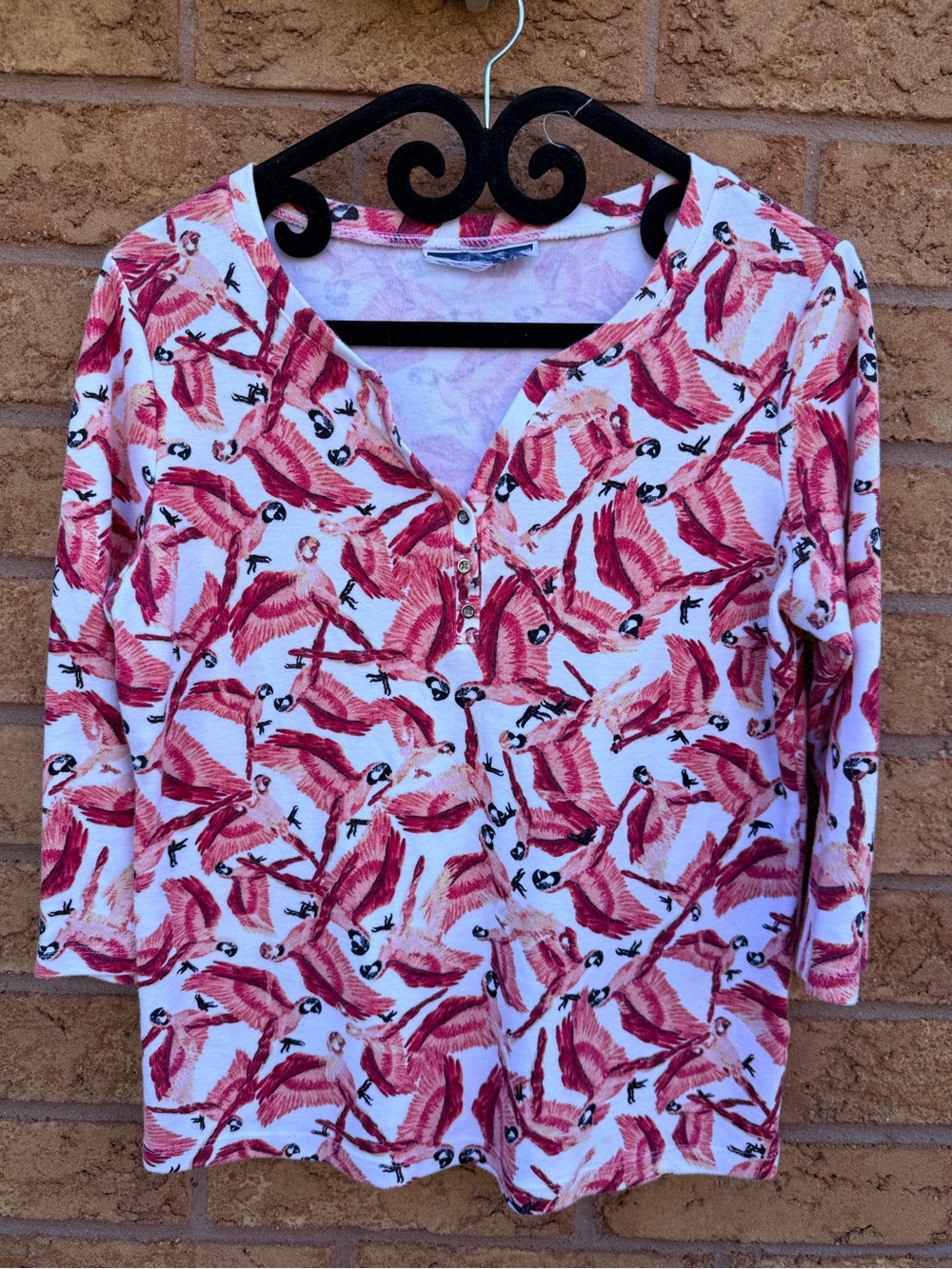 10/$25 • Karen Scott Petite Parrot Mirage Top in Peony Coral